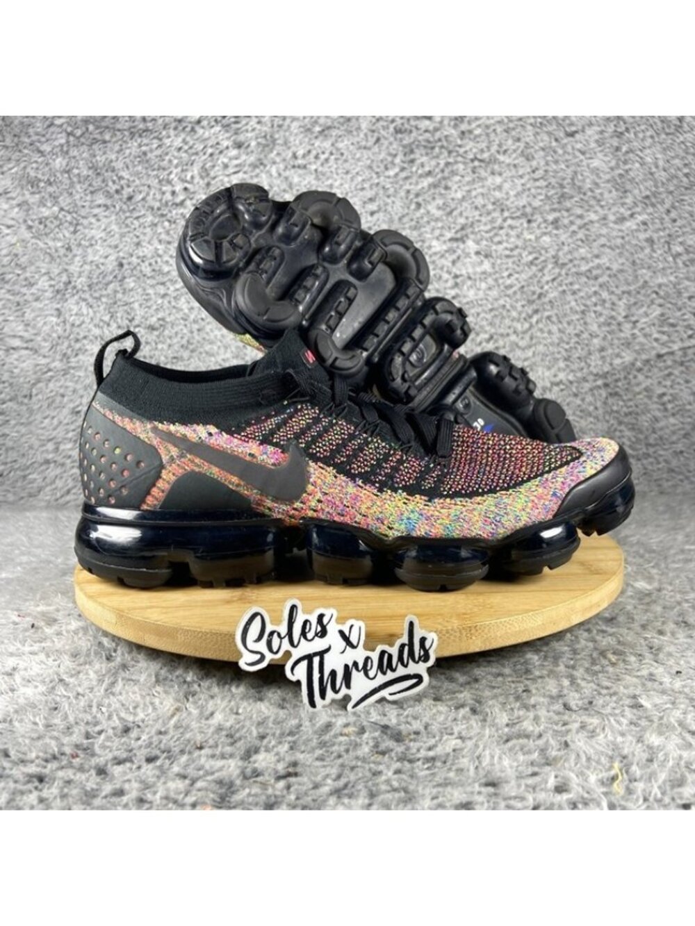 Nike Air VaporMax Flyknit 2 Men Size 9.5 Black Multicolor 942842-017